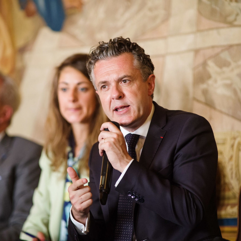 christophe béchu